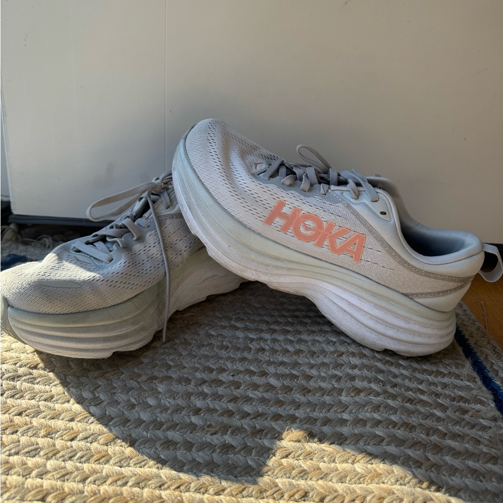 Hoka Bondi 8